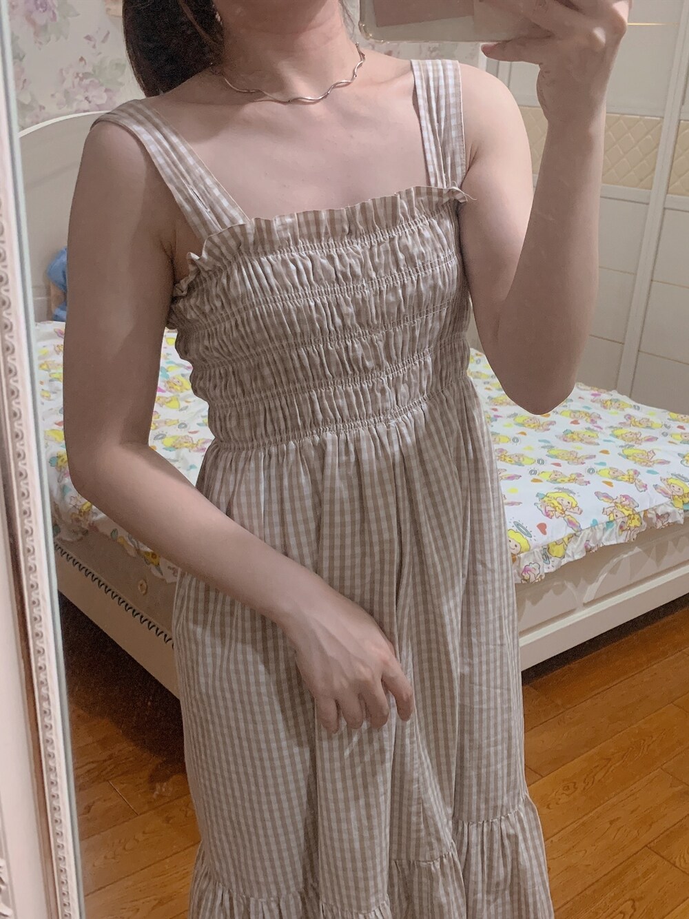 「who's who chico、ootd、夏」｜「ChicoのｼｬｰﾘﾝｸﾞﾛﾝｸﾞOP（ワンピース、ベージュ系）」を使った、電波ルルさん（レディース・158cm）の夏コーディネートの1枚目の写真