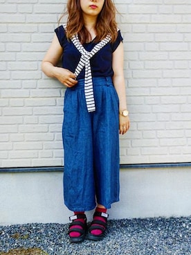 「RAY CASSIN（レイカズン）のアイテム（Tシャツ/カットソー、ブルー系）」を使った、tomochaoさん（レディース・150cm）の夏コーディネート
