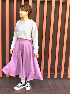 「グレーニット」｜MEGさん（レディース・160cm）の冬コーディネート