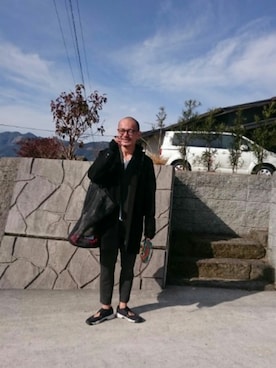 「BEAMS（ビームス）のアイテム（手袋）」を使った、ケムマキさん（メンズ・177cm）の冬コーディネート