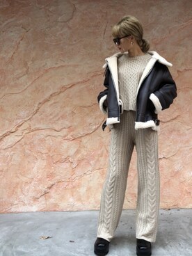 「ENVYM（アンビー）のアイテム（その他アウター）」を使った、____AMIさん（レディース・166cm）の冬コーディネート