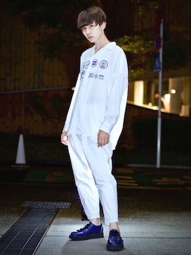 ht8mikoissさんの「STRETCH TWILL TAPERED PANTS」を使ったコーディネート