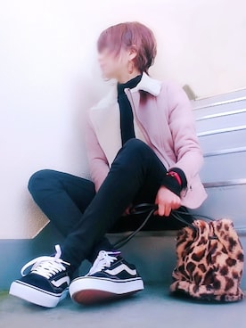 「アイテム（アクセサリー、レッド系）」を使った、c-h-u-r-a 。さん（レディース・153cm）の冬コーディネート