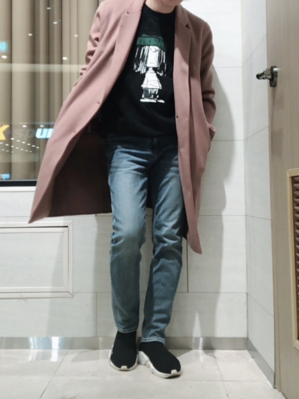 「ootd、daily look、ACNE、AcneStudios、LIFUL、LIFUL MINIMAL GARMENTS、BALENCIAGA、Balenciaga speed trainer」｜「LIFUL MINIMAL GARMENTS.のアイテム（スウェット、ブラック系）」を使った、Ryu🇰🇷さん（メンズ・174cm）の秋コーディネートの1枚目の写真