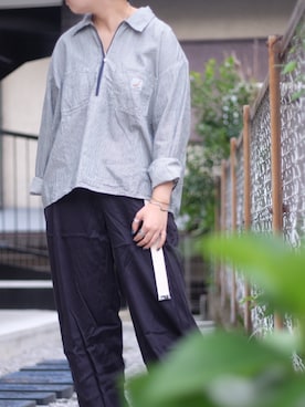 「だぼだぼ」｜「アイテム（アクセサリー）」を使った、で んさん（レディース・156cm）の春コーディネート