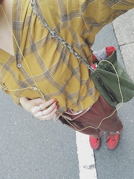 「Hのアイテム（バッグ）」を使った、で んさん（レディース・156cm）の春コーディネート