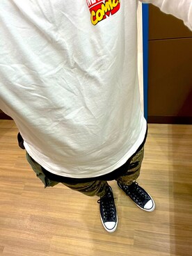 「H&M（エイチ・アンド・エム）のアイテム（Tシャツ/カットソー、ホワイト系）」を使った、sasakatuさん（メンズ・163cm）の春コーディネート