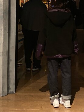 Tommy Hilfiger トミーヒルフィガー のスニーカーを使ったレディース人気ファッションコーディネート Wear