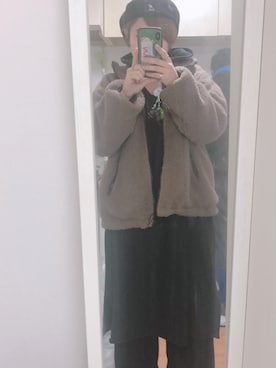 「niko and...（ニコアンド）のアイテム（ジャケット/アウター、ベージュ系）」を使った、miinaamii!!さん（レディース）の秋コーディネート