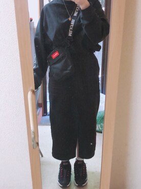 「niko and...（ニコアンド）のイージーパッチタイトスカート（スカート、ブラック系）」を使った、miinaamii!!さん（レディース）の冬コーディネート