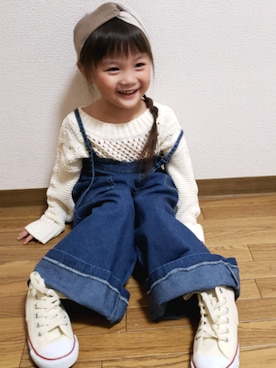 「LUPINUSのアイテム（ヘアバンド、ベージュ系）」を使った、momoさん（キッズ・100cm）の秋コーディネート