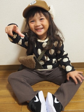 「petit main（プティマイン）のアイテム（帽子、ブラウン系）」を使った、momoさん（キッズ・100cm）の秋コーディネート