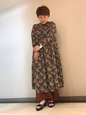 「water massage（ウォーターマッサージ）のアイテム」を使った、HIMIKO　札幌丸井今井店さん（レディース・161cm）の春コーディネート