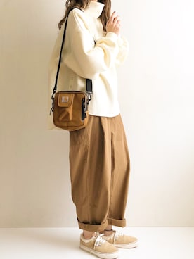 「Carhartt WIP（カーハートダブリューアイピー）のアイテム」を使った、Ayumiさん（レディース・157cm）の冬コーディネート