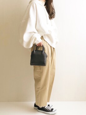 Ayumiさんの「ビッグシルエットカットオフ裾パーカー1277」を使ったコーディネート