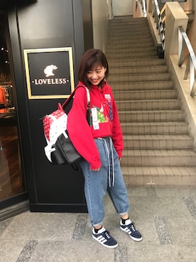 「doublet（ダブレット）のアイテム（パンツ）」を使った、NARUMIさん（レディース・169cm）の春コーディネート