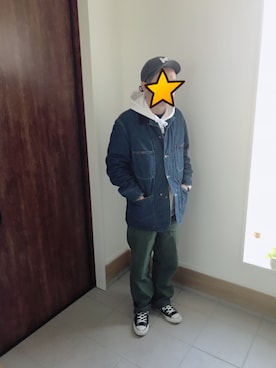 「BLUE BLUE（ブルーブルー）のアイテム（カバーオール）」を使った、とし☆さん（メンズ・167cm）の冬コーディネート
