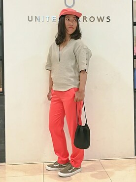 「ユナイテッドアローズ」｜「アイテム（キャップ）」を使った、UNITED ARROWS 新宿店 STAFF 01さん（レディース・157cm）の春コーディネート