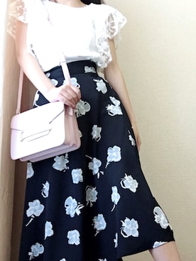 「GU（ジーユー）のアイテム（スカート、ブルー系）」を使った、はるさん（レディース・155cm）の春コーディネート