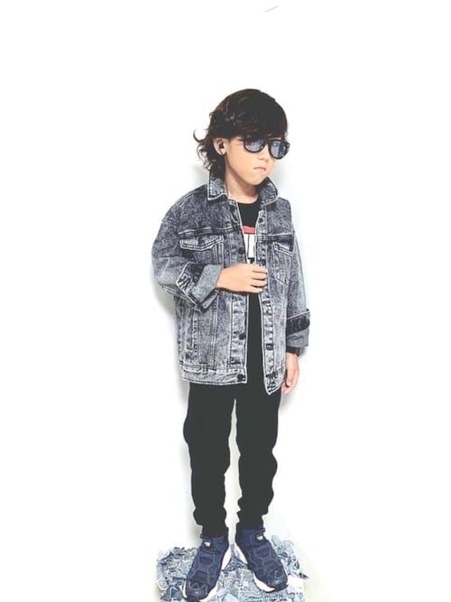コタ Zara Kidsのデニムジャケットを使ったコーディネート Wear