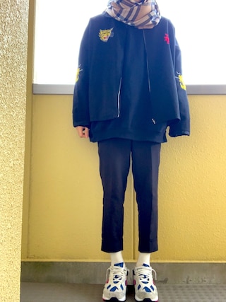unrelaxing（アンリラクシング）の「オーバーサイズ刺繍ベトナム