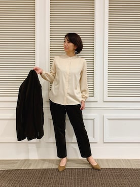 「UNIQLO（ユニクロ）のアイテム（シャツ/ブラウス、ベージュ系）」を使った、yayonimu84さん（レディース・159cm）の秋コーディネート