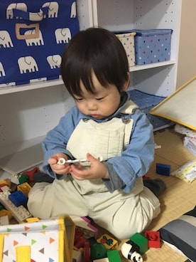 「GLOBAL WORK（グローバルワーク）のアイテム（オールインワン・サロペット）」を使った、のりこ0926さん（キッズ・80cm）の冬コーディネート