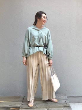 「アイテム（バッグ、ホワイト系）」を使った、つるさん（レディース・160cm）の春コーディネート