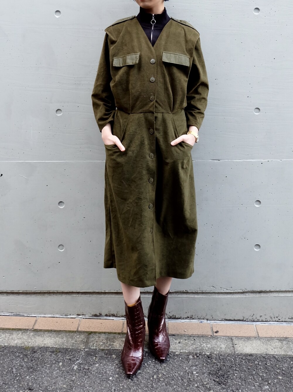 「古着、ワンピース、VINTAGE、古着MIX、古着コーデ」｜「vintage design onepice（ワンピース、グリーン系）」を使った、champletokyoさん（レディース・158cm）の春コーディネートの1枚目の写真