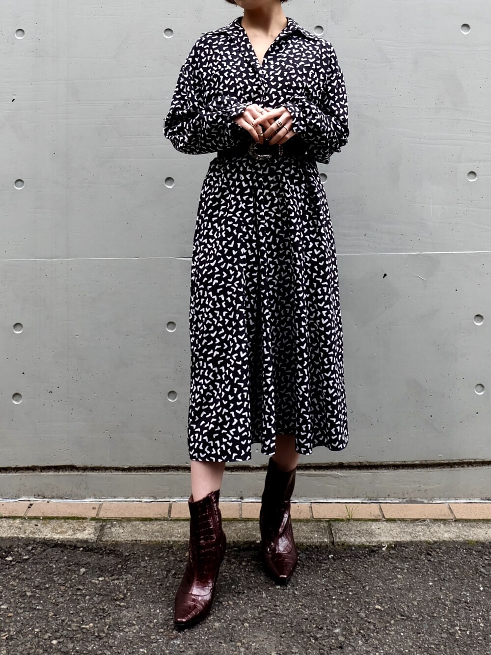 「古着、ワンピース、VINTAGE、古着MIX、古着コーデ」｜「Vintage  Design Onepice（ワンピース、ブラック系）」を使った、champletokyoさん（レディース・158cm）の春コーディネートの1枚目の写真