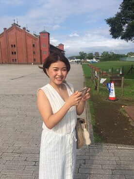 「H&M（エイチ・アンド・エム）のアイテム（ワンピース/ドレス、ホワイト系）」を使った、ponさん（レディース・154cm）の夏コーディネート