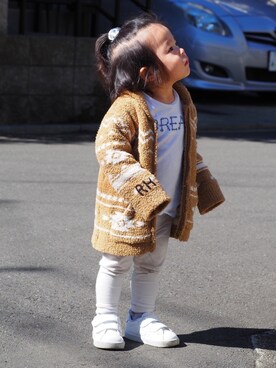 「RALPH LAUREN（ラルフ ローレン）のアイテム（Tシャツ/カットソー、ホワイト系）」を使った、yurikichiさん（キッズ・90cm）の春コーディネート