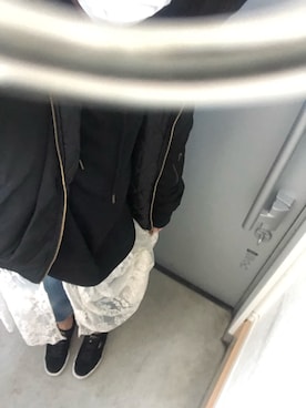 「GRL（グレイル）のアイテム（MA-1）」を使った、yukinobdさん（レディース・154cm）の春コーディネート