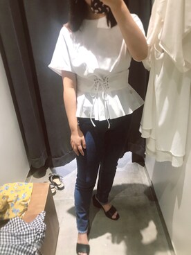 「URのアイテム（Tシャツ/カットソー、ホワイト系）」を使った、肉丸子さん（レディース・155cm）の夏コーディネート