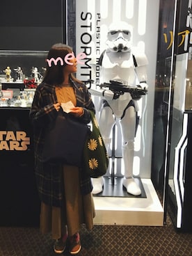 「present（プレゼント）のアイテム（バッグ）」を使った、meeさん（レディース・167cm）の冬コーディネート