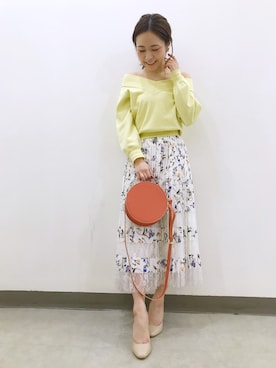 「MERCURYDUO（マーキュリーデュオ）のフラワープリーツレース切替スカート（スカート、ホワイト系）」を使った、高橋由希さん（レディース・156cm）の冬コーディネート