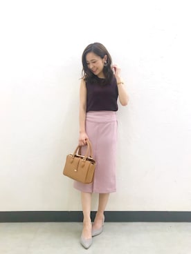 「MERCURYDUO（マーキュリーデュオ）のフェイクスエードタイトスカート（スカート、ピンク系）」を使った、高橋由希さん（レディース・156cm）の夏コーディネート