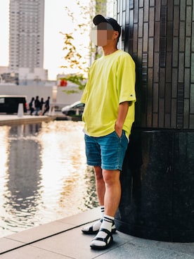 「ネオンイエロー」｜「アイテム（キャップ）」を使った、yuuさん（メンズ・174cm）の夏コーディネート