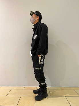 「テラスモール湘南」｜「アイテム（カーゴパンツ）」を使った、Mr.tsuchiyaさん（メンズ・177cm）の秋コーディネート