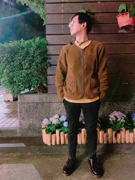 「PULL&BEAR（プルアンドベア）のアイテム（ニット/セーター）」を使った、StuartxHxNinaさん（メンズ・172cm）の冬コーディネート
