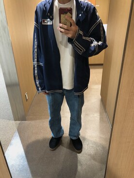 「TOMMY（トミー）のアイテム（スカジャン）」を使った、たいにーさん（メンズ・181cm）の秋コーディネート