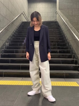 「BEAUTY&YOUTH UNITED ARROWS（ビューティーアンドユースユナイテッドアローズ）のBY∴ TRADITIONAL エコデニムワイドテーパードパンツ（デニムパンツ）」を使った、馬塲さん（レディース・155cm）の春コーディネート
