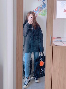 「アイテム（チャーム、オレンジ系）」を使った、littleswimさん（レディース・158cm）の冬コーディネート