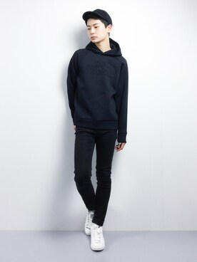 「HELLY HANSEN（ヘリーハンセン）のアイテム（パーカー）」を使った、Yさん（メンズ・184cm）の冬コーディネート