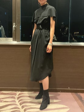 「AKIRANAKA（アキラナカ）のアイテム（ワンピース/ドレス）」を使った、MIDORIさん（レディース・177cm）の冬コーディネート