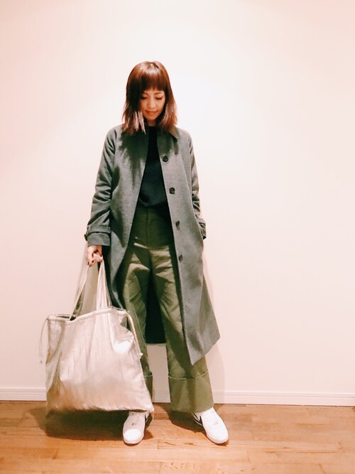 安田美沙子使用「MARGARET HOWELL（ロングコート）」的時尚穿搭