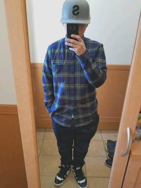 「TOMMY（トミー）のアイテム（スニーカー）」を使った、Hayato さん（メンズ・173cm）の冬コーディネート