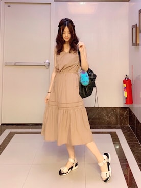 「コーディネート」｜「アイテム（ジャンパースカート）」を使った、Sanaさん（レディース・165cm）の夏コーディネート