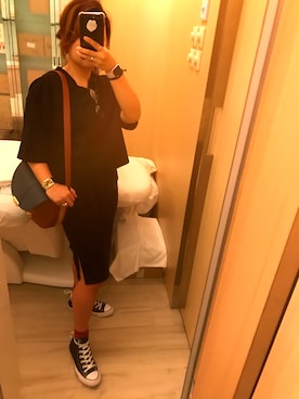 「N2（エヌドゥ）のアイテム」を使った、Kristin Auさん（レディース・155cm）の春コーディネート