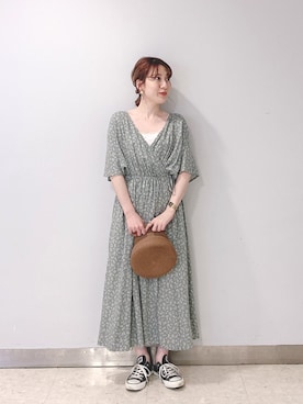 「小花柄」｜「アイテム（キャップ）」を使った、H a k iさん（レディース・154cm）の秋コーディネート